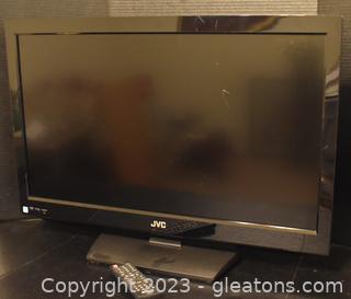 JVC 32” Class LCD TV / DVD